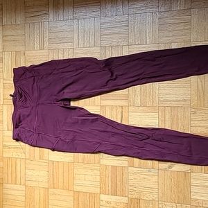 Lululemon athletica size 8 fast and free leggings in Cassis color